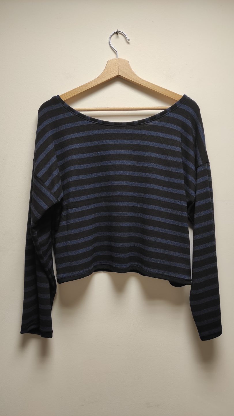 Pull Koji Rayé bleu et noir Julie Bonnard Styliste Saint-Étienne (3)